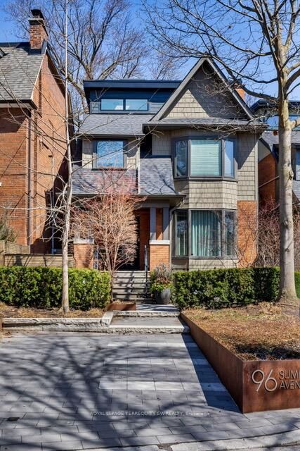 96 Summerhill Avenue — photo 1