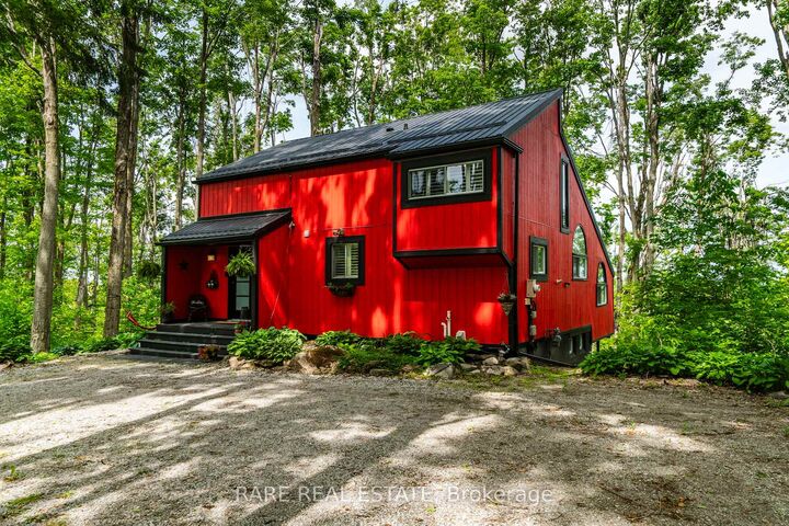 82 Huronwoods Drive — photo 1