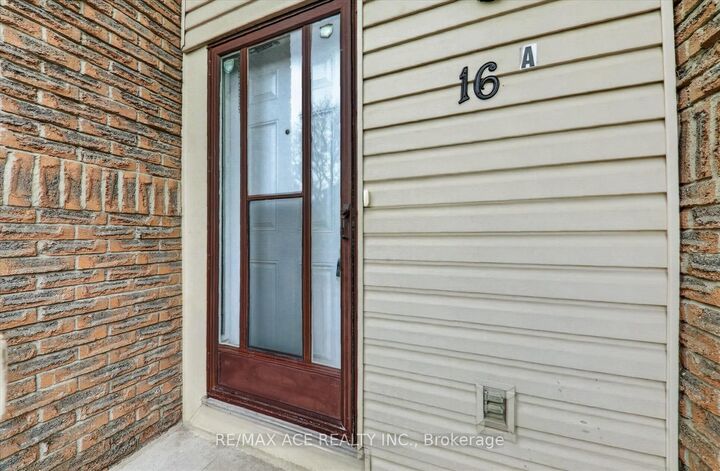 Property Photo: 1360 Glenanna Road 16A ON L1V 2V9
