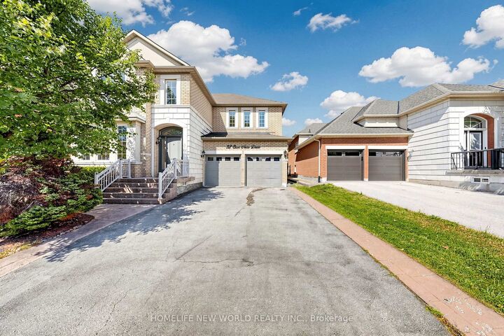 Property Photo: 32 Casa Nova Drive ON L4H 3A1