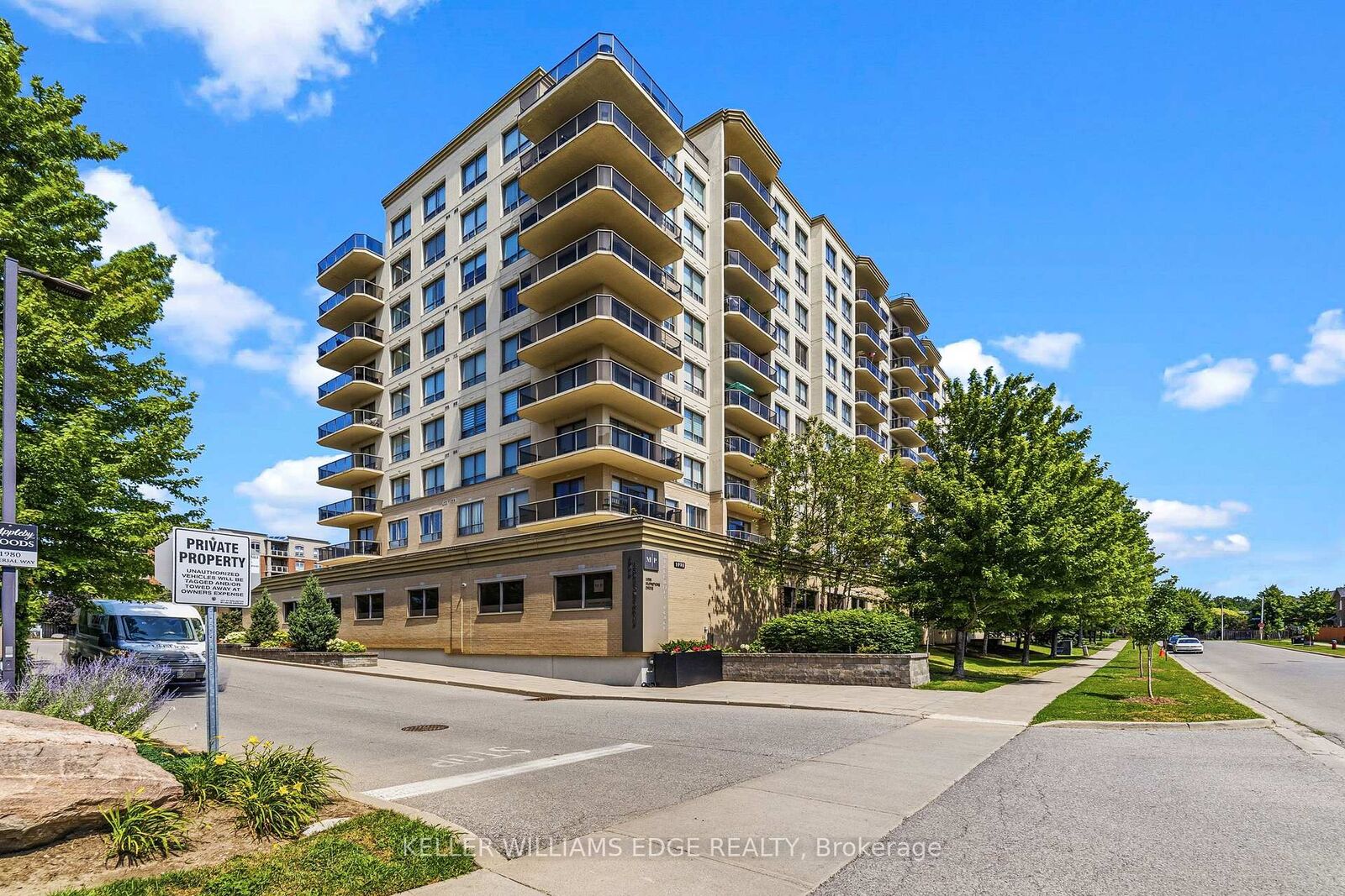 Property Photo: 1998 Ironstone Drive 809 ON L7L 7P7