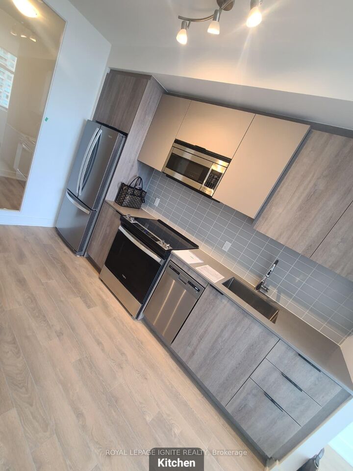 Property Photo: 1350 Ellesmere Road 1709 ON M1P 0G6