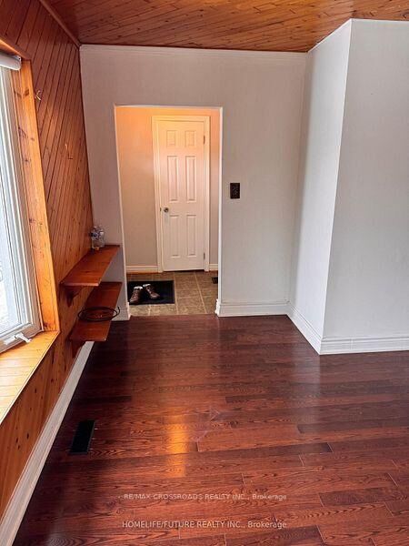 Property Photo:  6 Nero Court S Main Level  ON M1K 4V5 