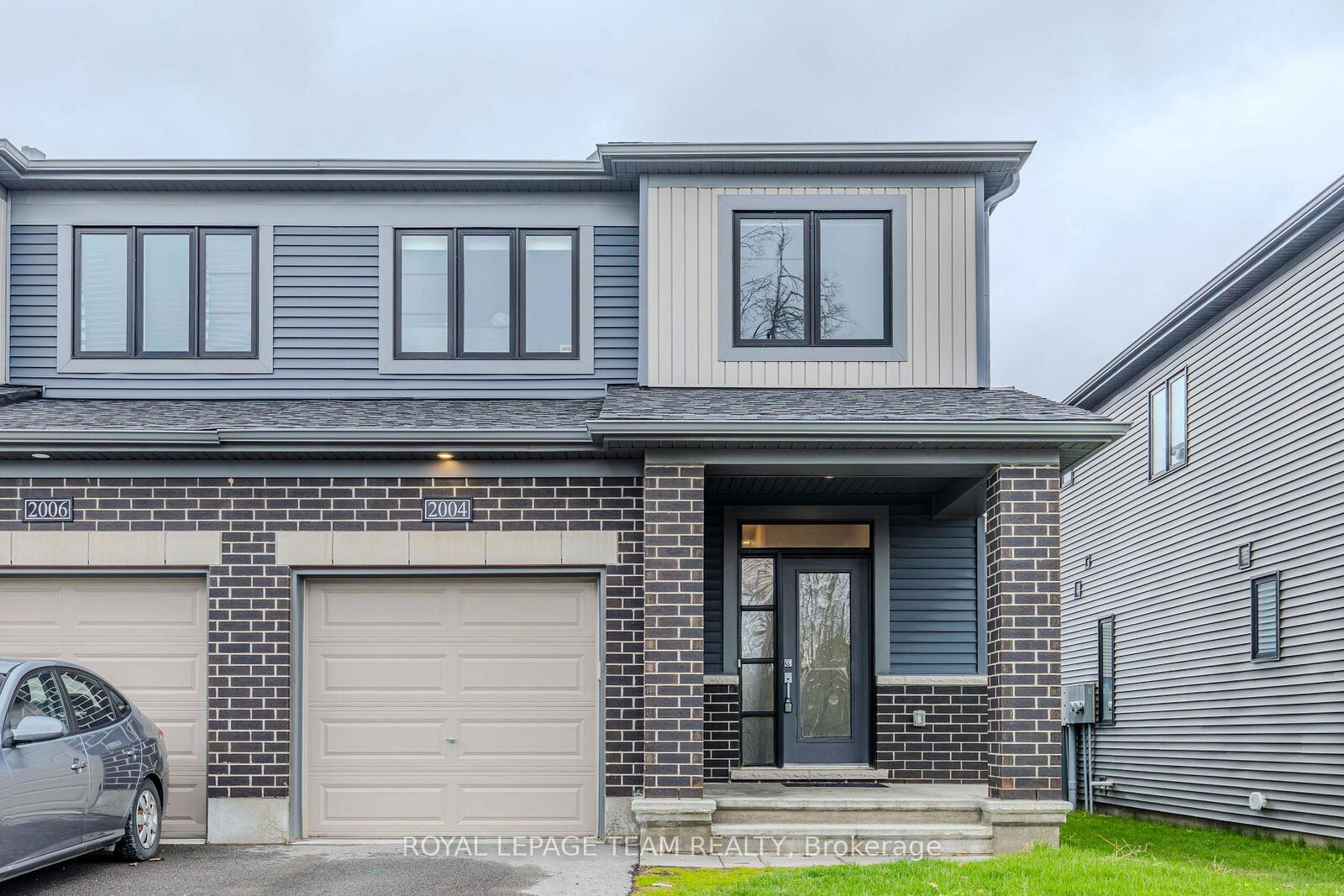 Property Photo: 2004 Caltra Crescent ON K2J 6V4