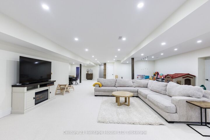 Property Photo: 856 Lorraine Road ON L3K 5V5