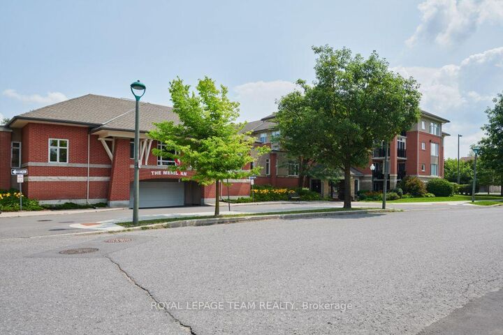 Property Photo:  1 Meridian Place 205  ON K2G 6N1 