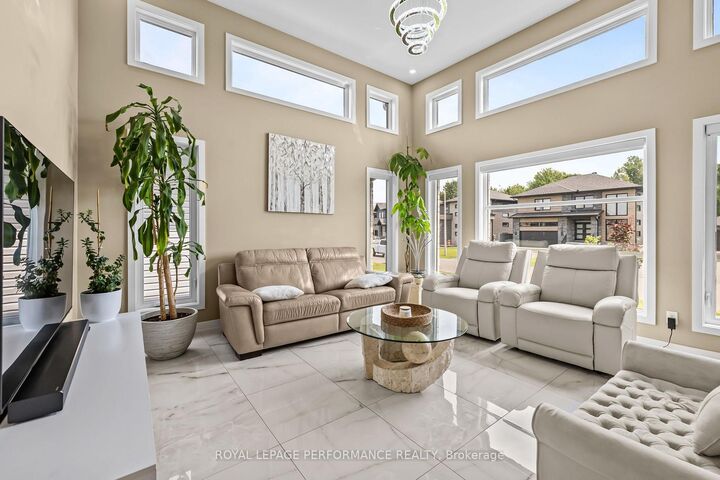 Property Photo:  301 Dore Street  ON K0A 1M0 
