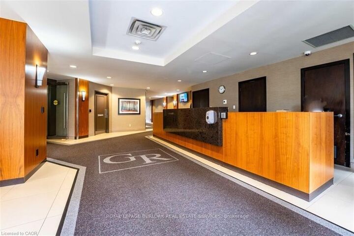 Property Photo:  1276 Maple Crossing Boulevard 809  ON L7S 2J9 