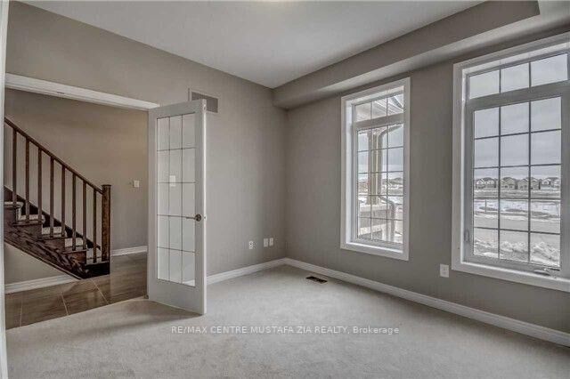 Property Photo: 3106 Postridge Drive ON L6H 0R2