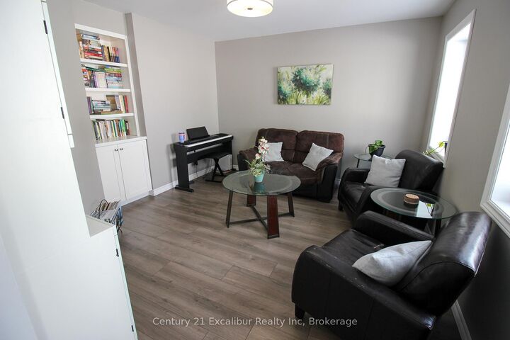 Property Photo:  7104 Sixth Line Road W  ON N0B 1J0 