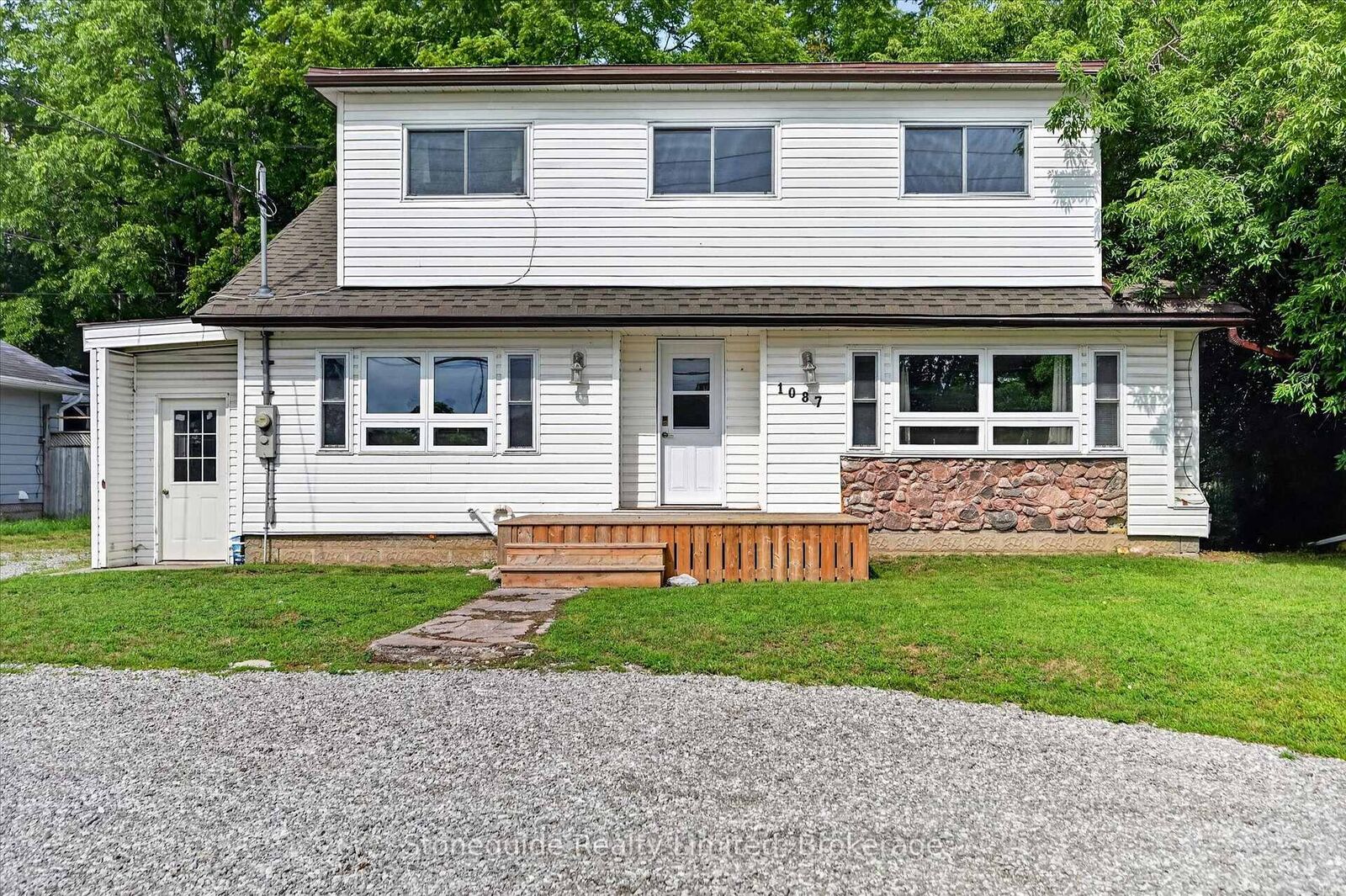 Property Photo: 1087 Water Street ON K9H 3P7
