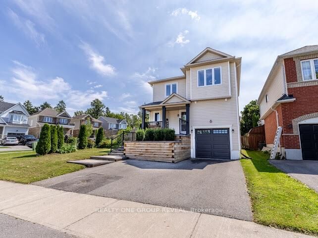 Property Photo:  6 Steinway Drive  ON L9L 1V3 