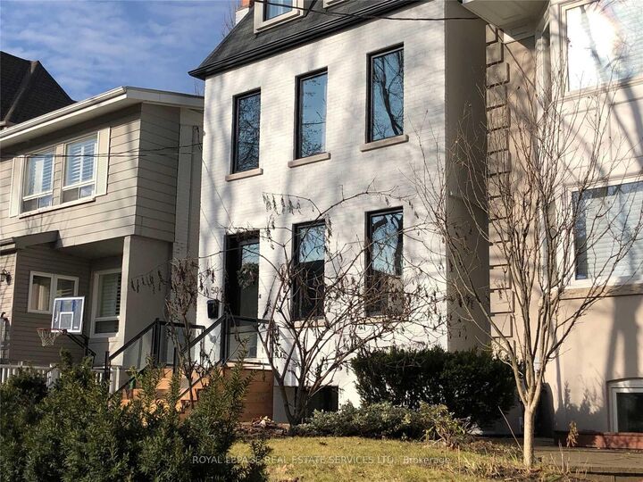 Property Photo:  50 Gormley Avenue  ON M4V 1Z1 