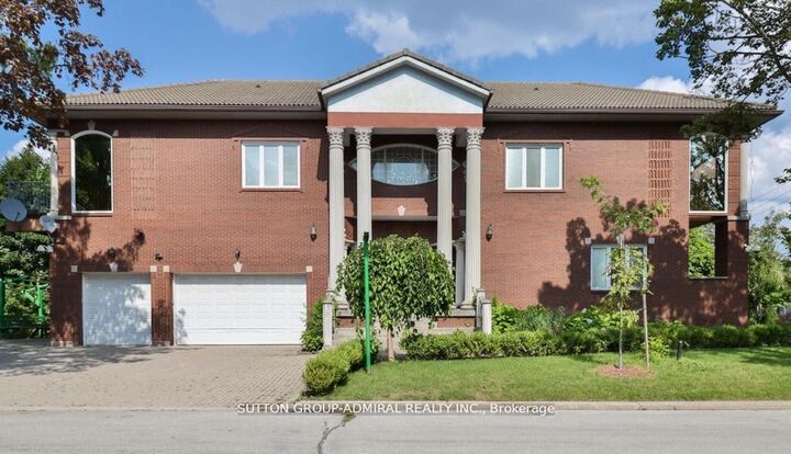Property Photo: 116 Goulding Avenue ON M2M 1L4