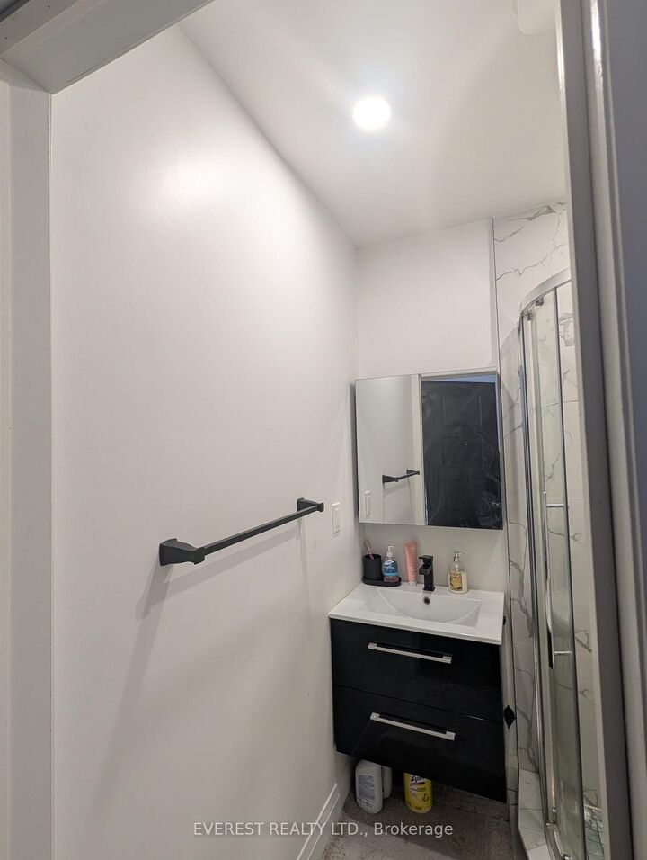 Property Photo: 11 Kecala Road S ON M1P 1K5