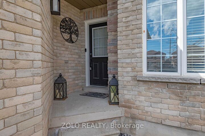 Property Photo:  1911 Swan Street  ON L9S 0B3 