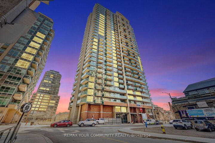 150 East Liberty Street 618 — photo 1