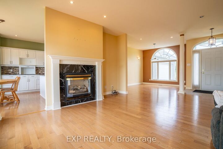 Property Photo:  15 Rue Haute Rive Street  ON K0B 1J0 