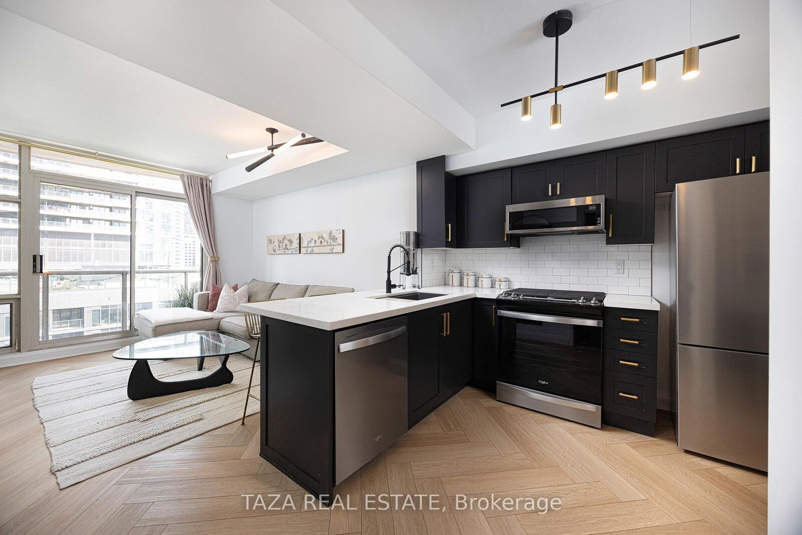 Property Photo: 10 Navy Wharf Court 1705 ON M5V 3V2