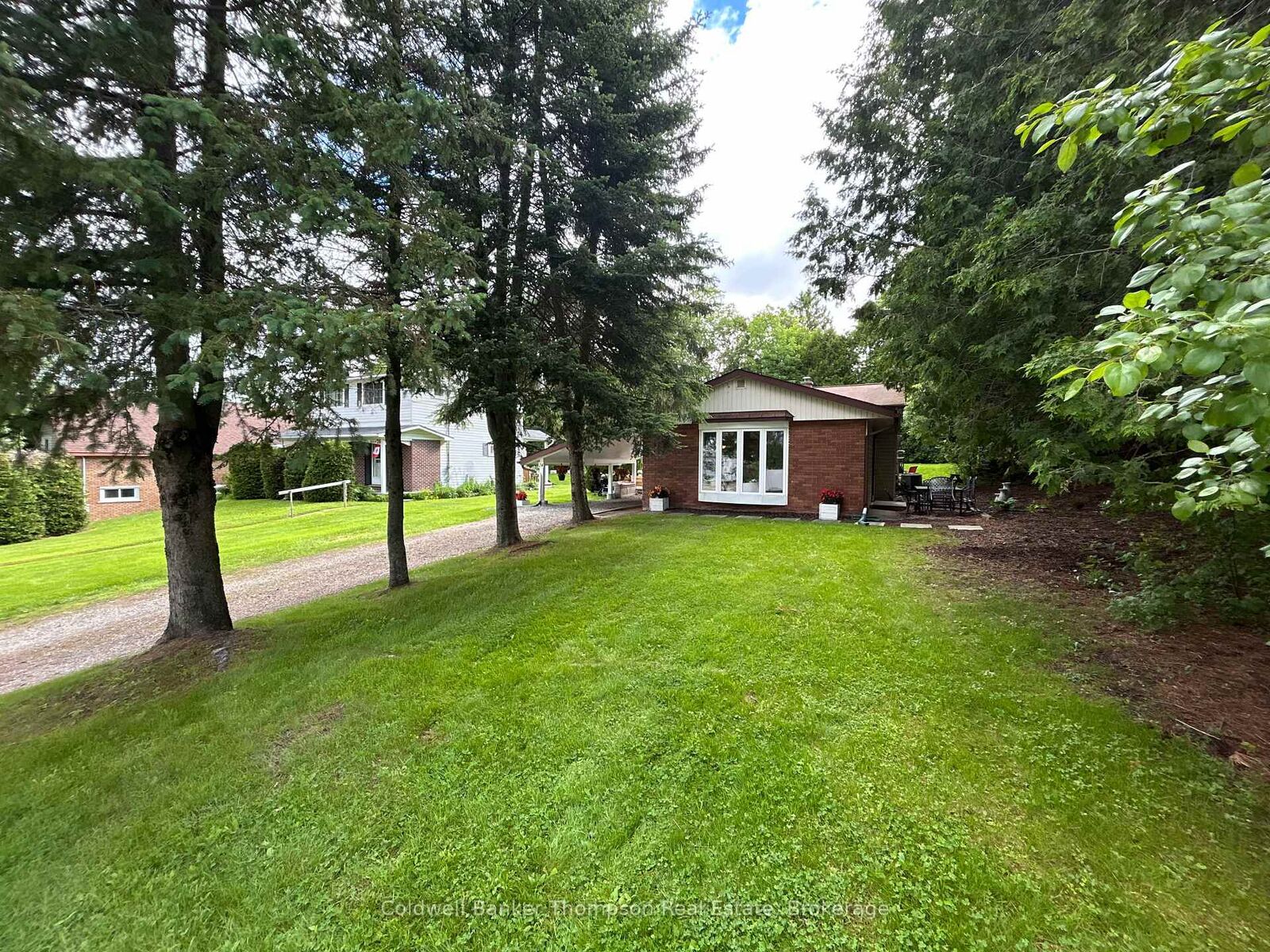 Property Photo:  24 Centre Street N  ON P1H 1X4 