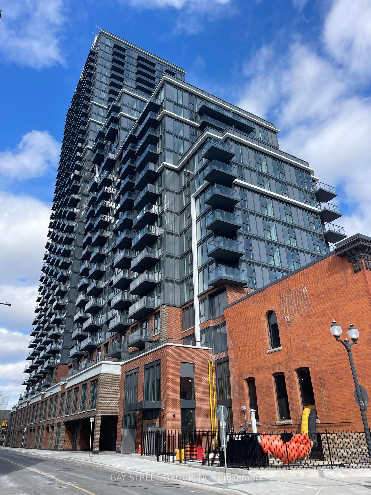 Property Photo:  75 James Street S 2511  ON L8P 2Y9 
