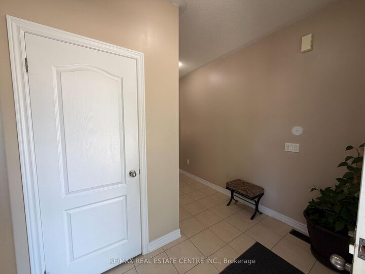 Property Photo: 14 Twistleton Street ON L7C 3V6