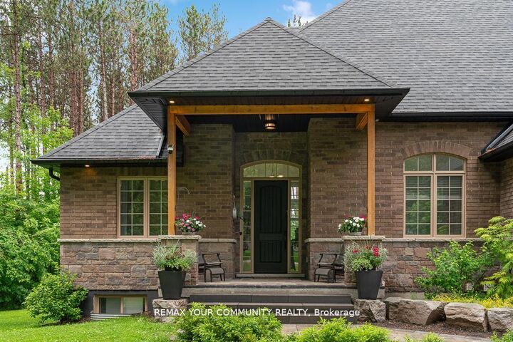 38 Windermere Circle — photo 1