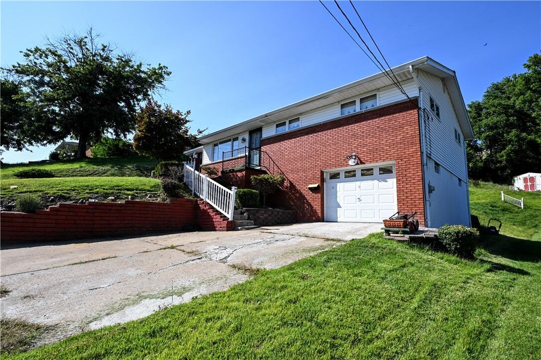 Property Photo:  129 Pennsylvania Blvd.  PA 15062 