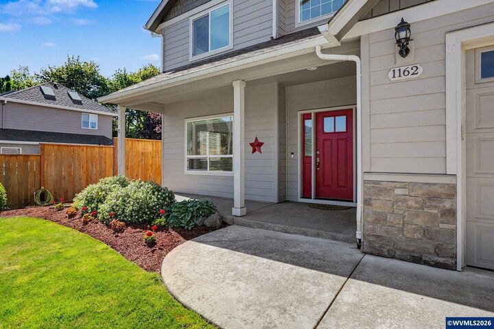 Property Photo:  1162 Lent Ct NE  OR 97303 