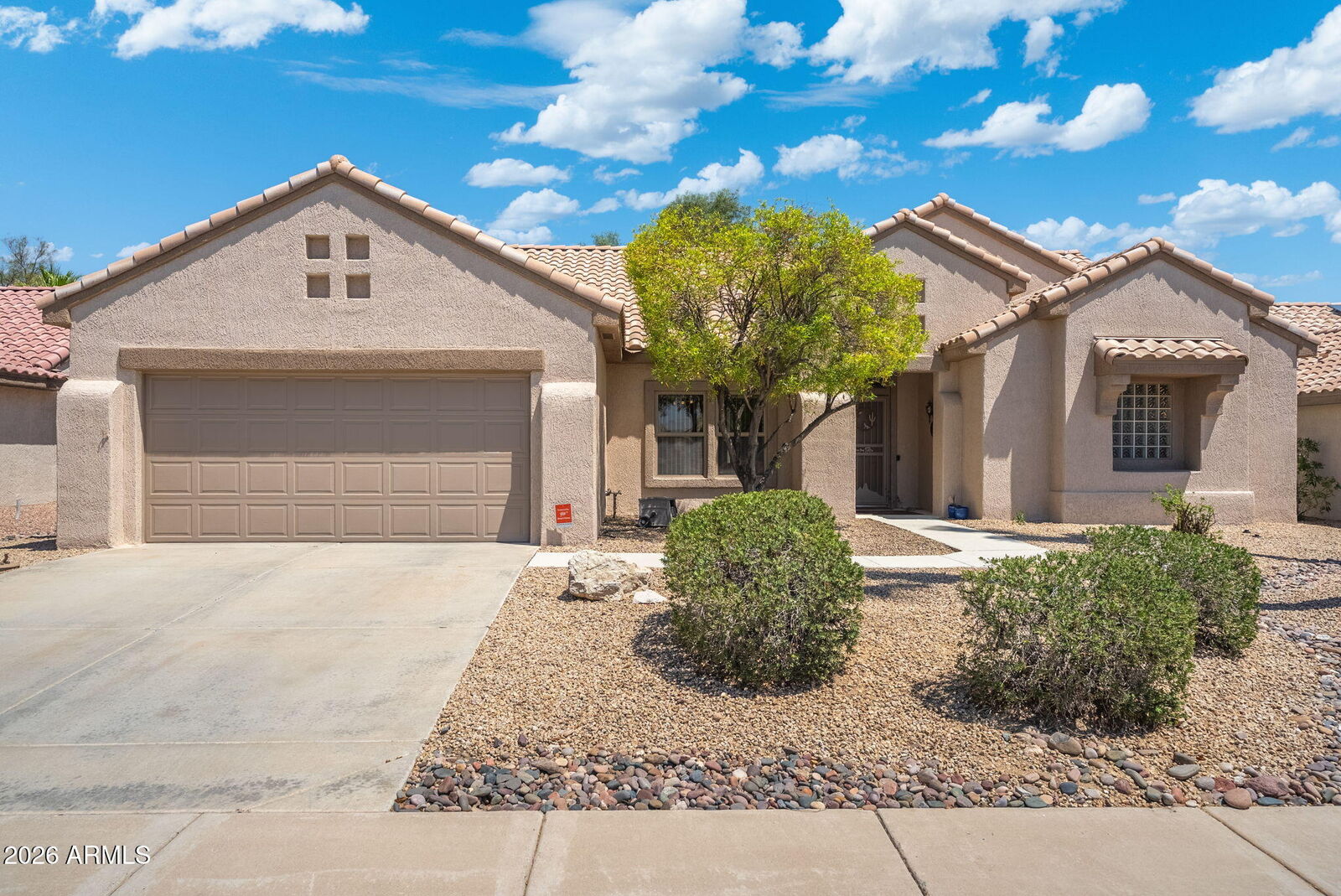 Property Photo:  16406 W Silver Creek Drive  AZ 85374 
