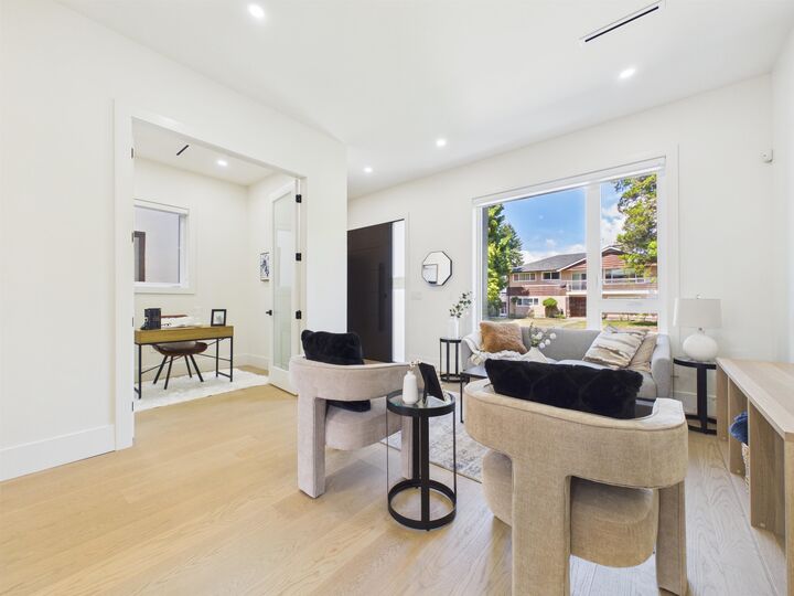 Property Photo: 6512 Grant Street 2 BC V5B 2K8