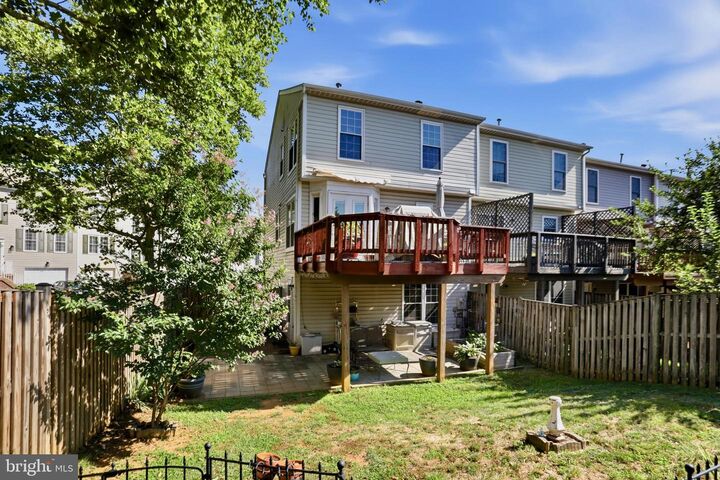 Property Photo:  740 Hetzel Terrace SE  VA 20175 
