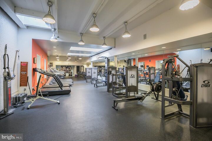 Property Photo: 1600 Arch Street 18 507 PA 19103