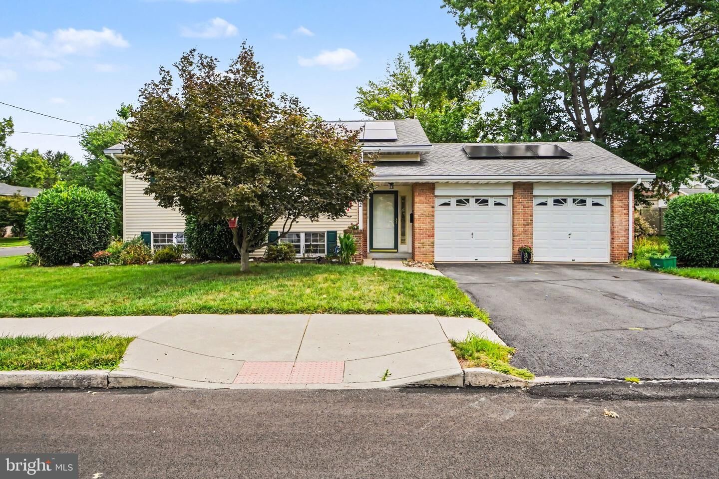 Property Photo: 2 Sycamore Lane PA 17078