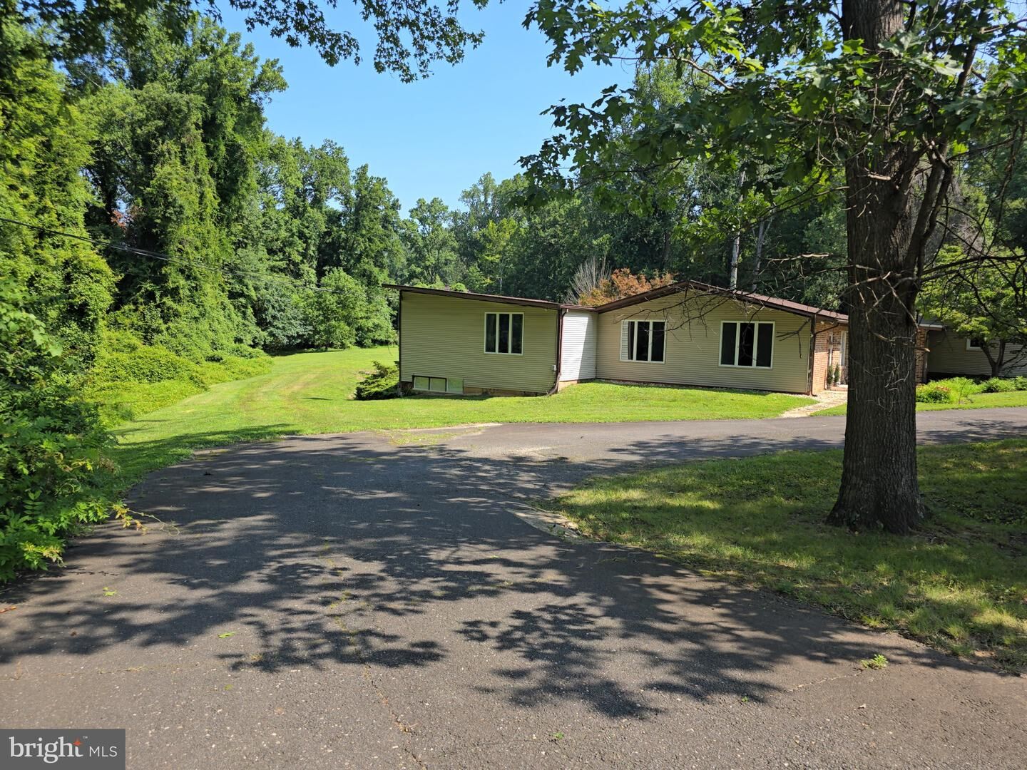 Property Photo:  3534 Woodburn Road  VA 22003 