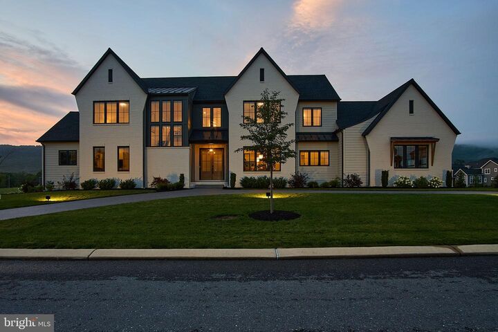 Property Photo:  8 Sailfish Drive  PA 17050 