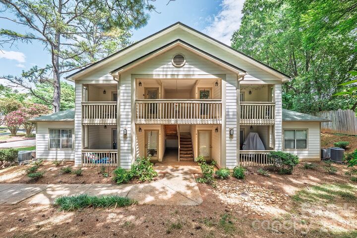 Property Photo:  1051 Churchill Downs Court E  NC 28211 