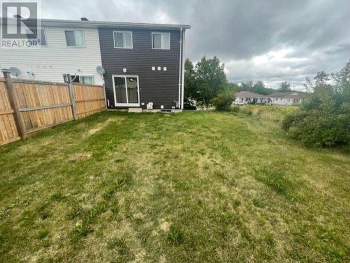 Property Photo: 11 Forest Pl ON P5A 3C5