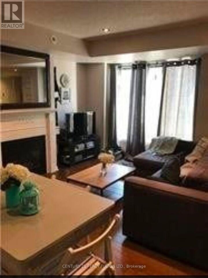 Property Photo:  3 Everson Drive  ON M2N 7C2 