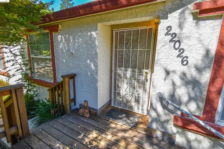 Property Photo: 22026 Crystal Falls Dr CA 95370