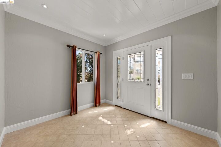 Property Photo: 1056 Discovery Bay Blvd CA 94505
