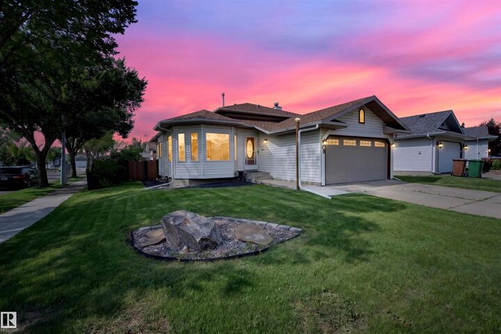 Property Photo: 19 Desmarais Crescent AB T8N 5X7
