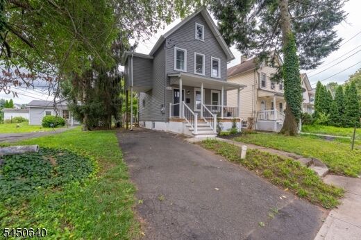Property Photo: 806 E 2nd St NJ 07062