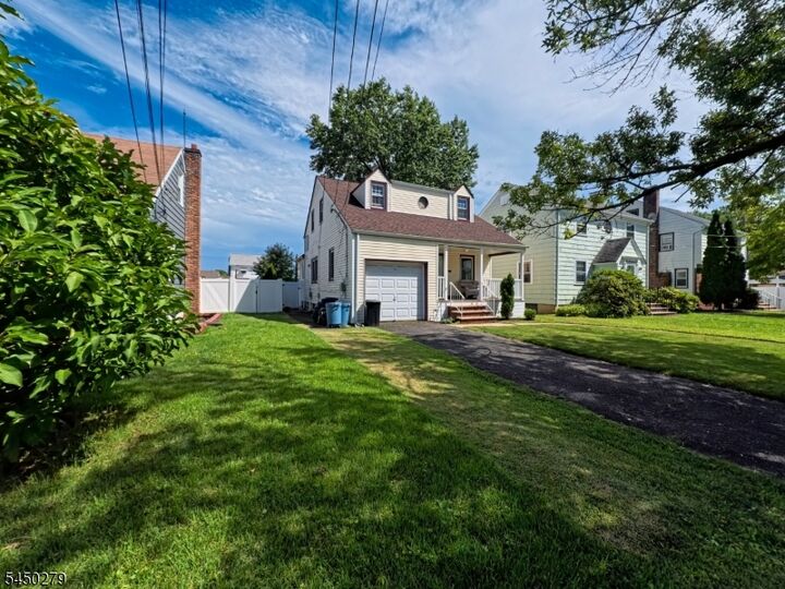 Property Photo: 621 Palisade Rd NJ 07083