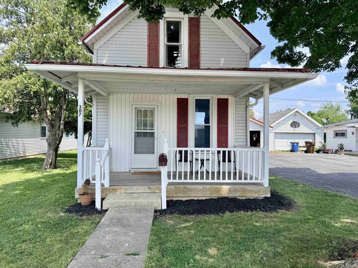 Property Photo: 307 E Spring Street IN 46714