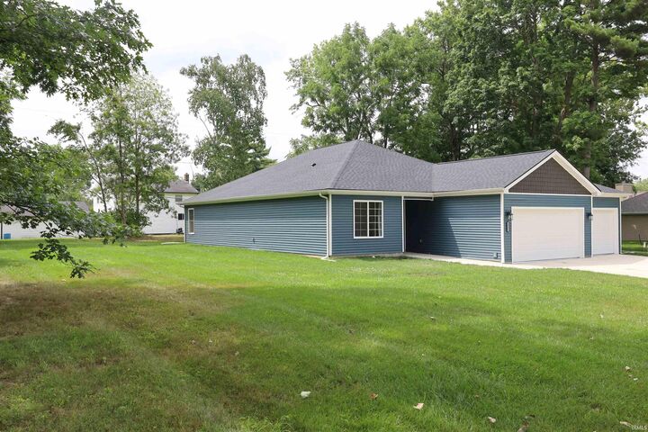 Property Photo:  4006 Woodhill Drive  IN 46804 