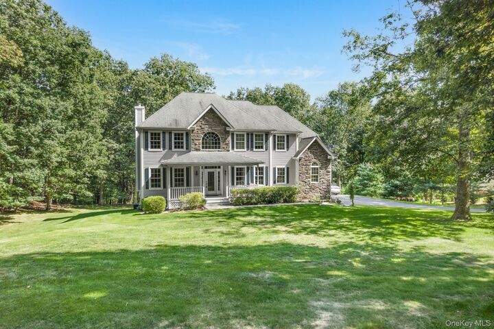 Property Photo:  127 Shagbark Lane  NY 12533 