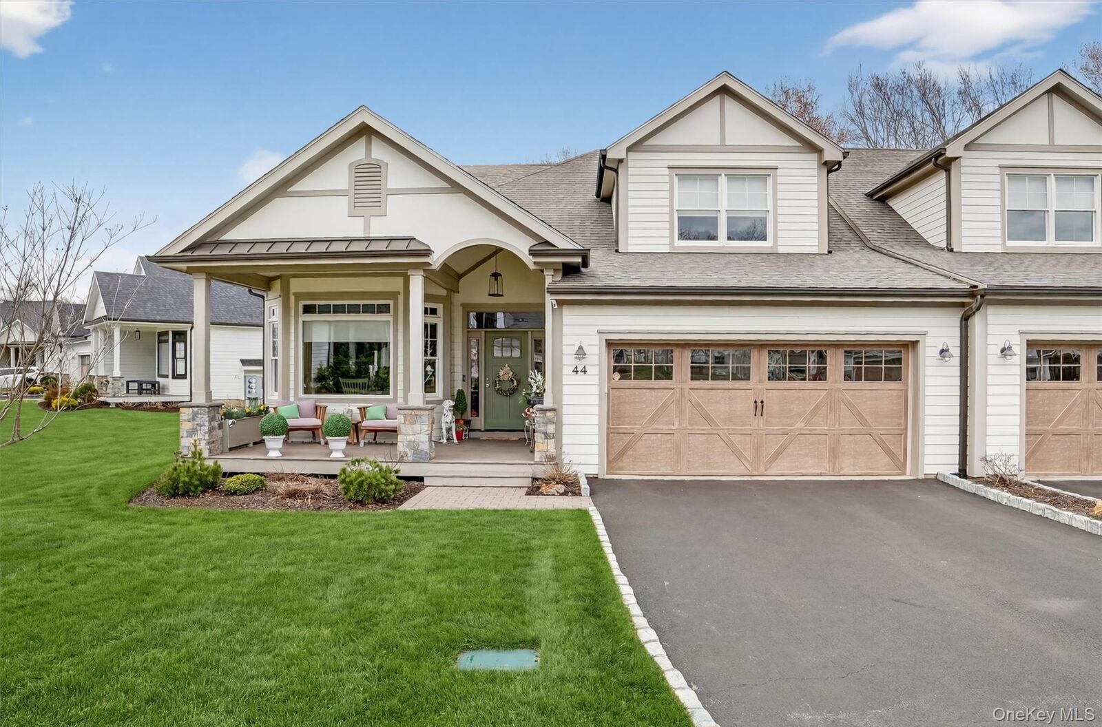 Property Photo: 44 Spring Meadow Court 44 NY 10589
