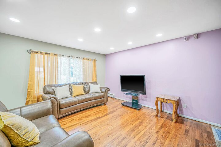 Property Photo:  4 Hedda Road  NY 11776 
