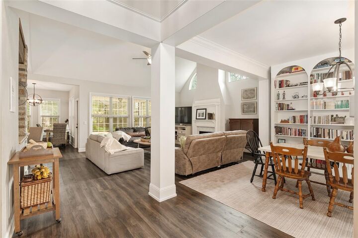 Property Photo:  5512 NW 51st Avenue  FL 32653 